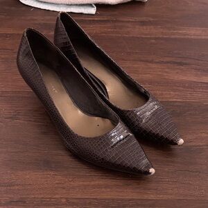 Dark Brown Textured Pointed Toe Women's Flats